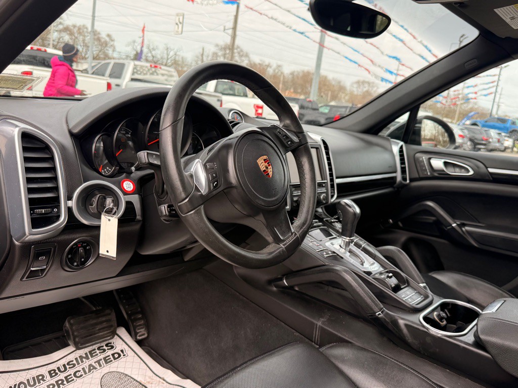2014 Porsche Cayenne Image 18