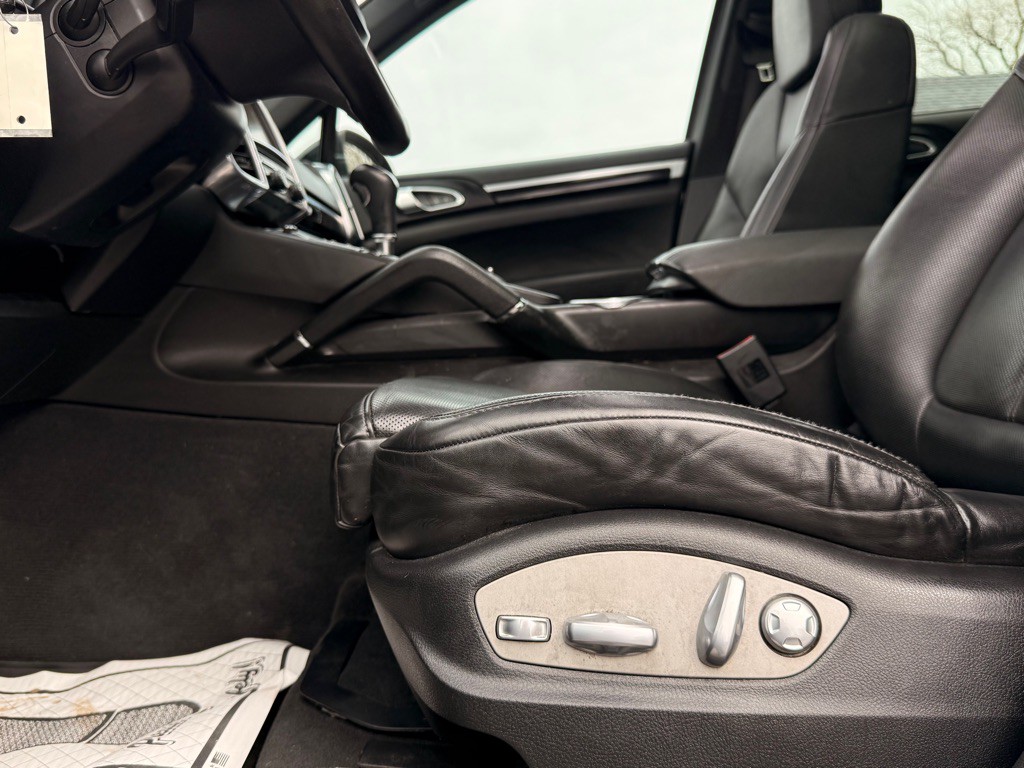 2014 Porsche Cayenne Image 19