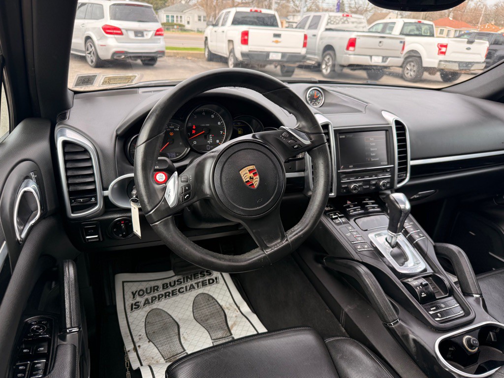 2014 Porsche Cayenne Image 30