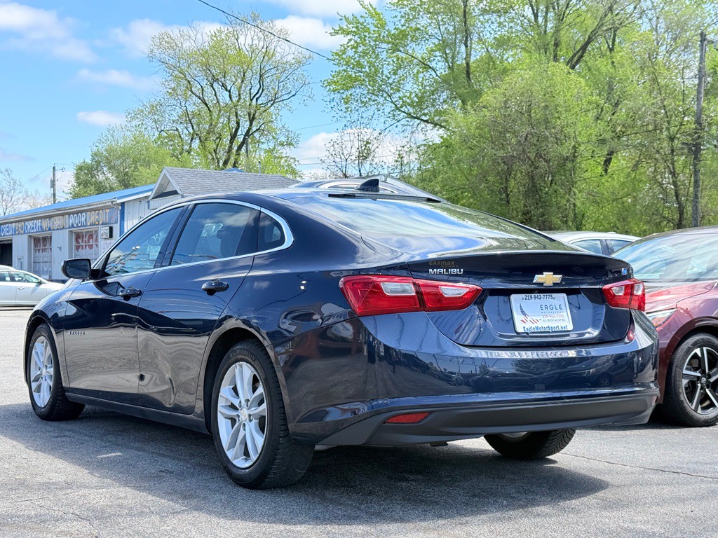 2017 Chevrolet Malibu Image 7
