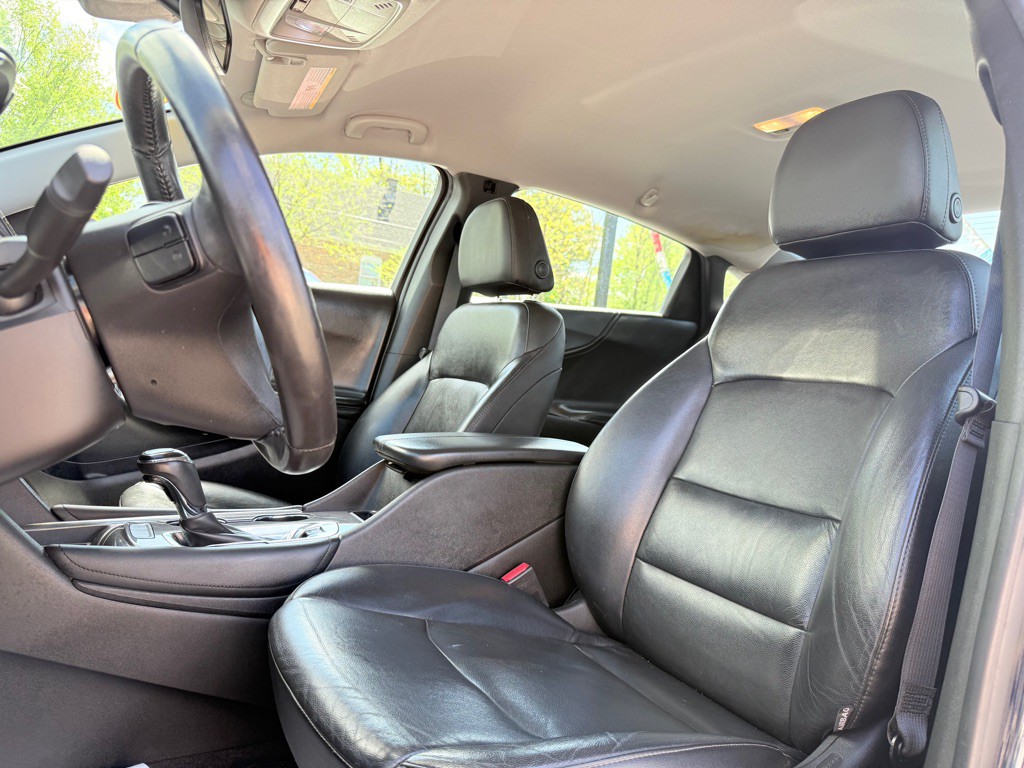 2017 Chevrolet Malibu Image 15