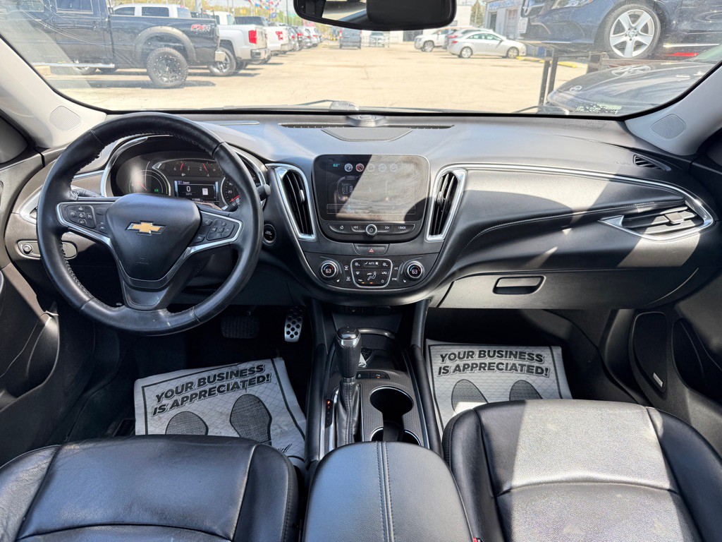 2017 Chevrolet Malibu Image 21