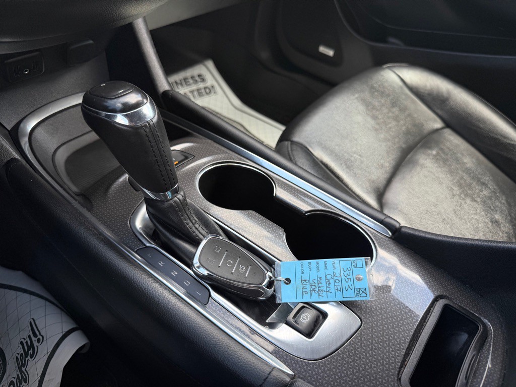 2017 Chevrolet Malibu Image 33