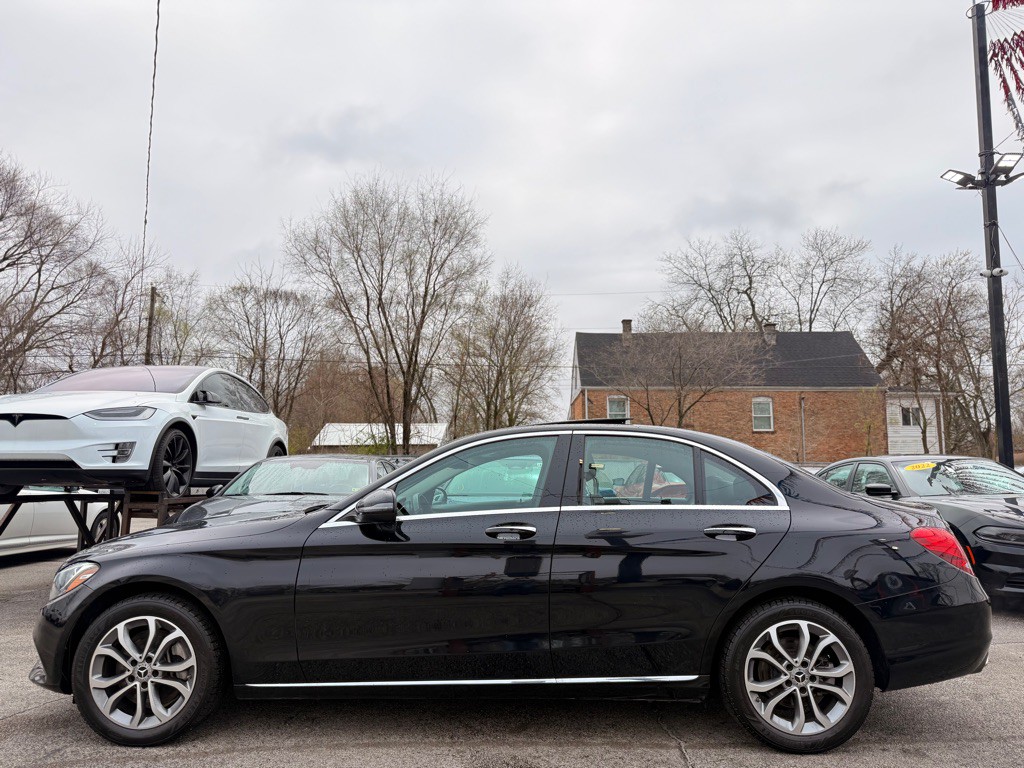2017 Mercedes-Benz C-Class Image 10
