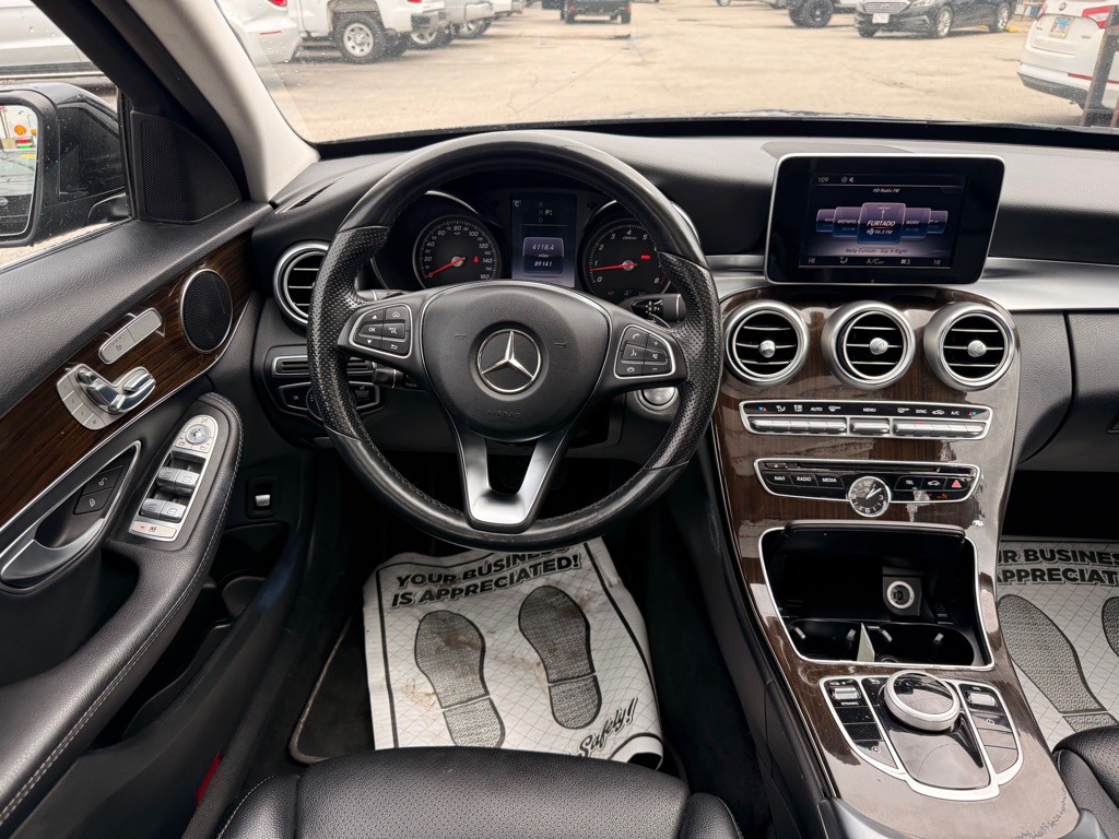 2017 Mercedes-Benz C-Class Image 24