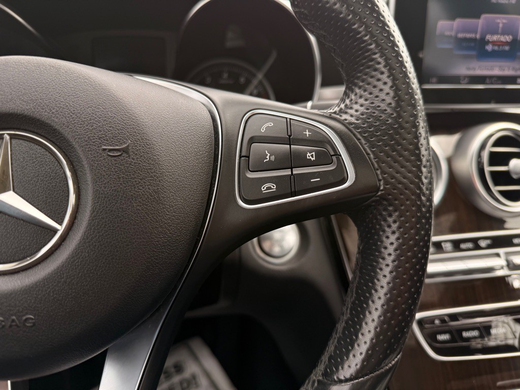 2017 Mercedes-Benz C-Class Image 30
