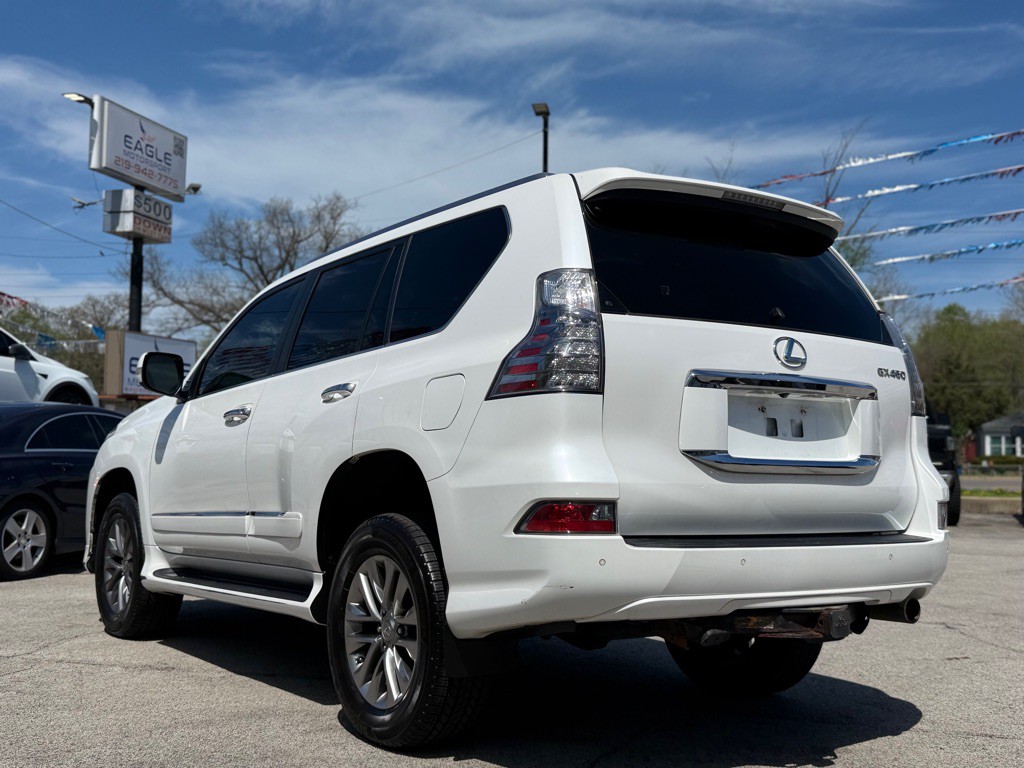 2015 Lexus GX Image 9