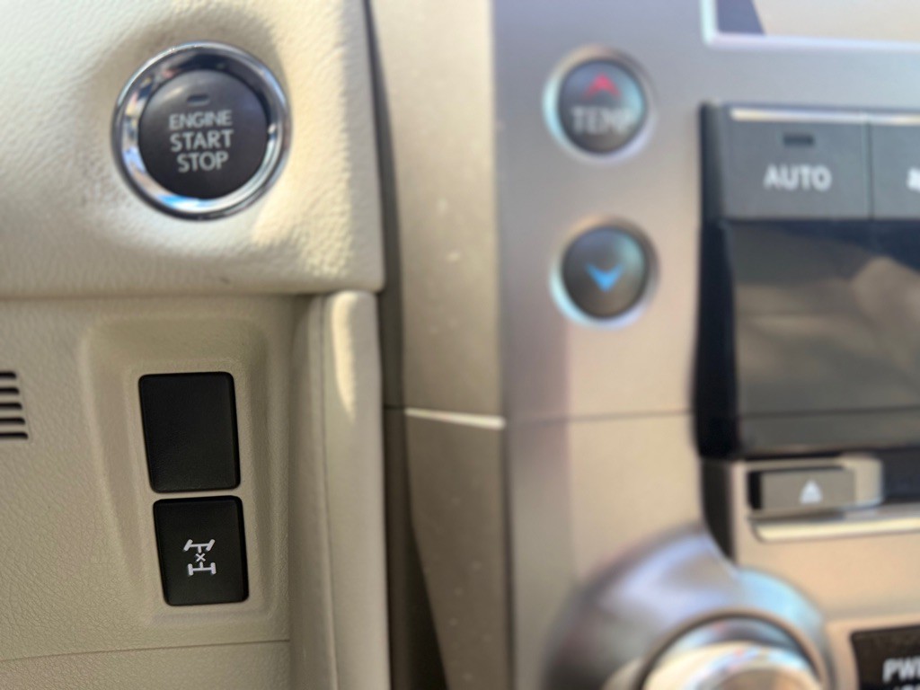 2015 Lexus GX Image 37