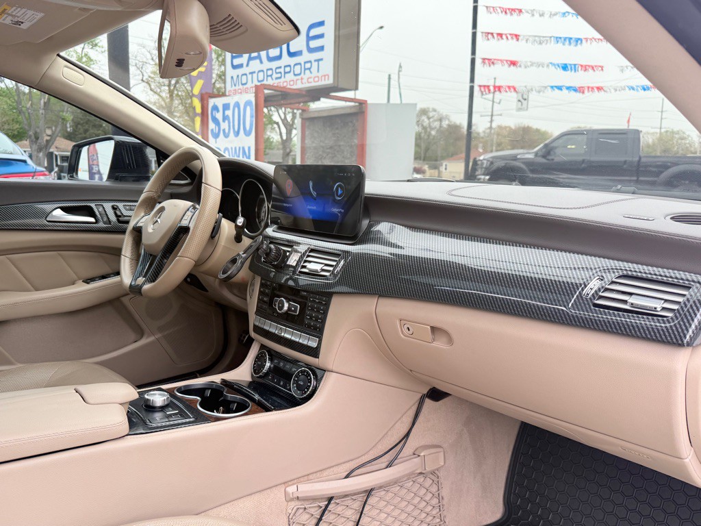 2013 Mercedes-Benz CLS-Class Image 32