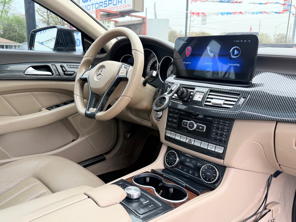 2013 Mercedes-Benz CLS-Class Image 33