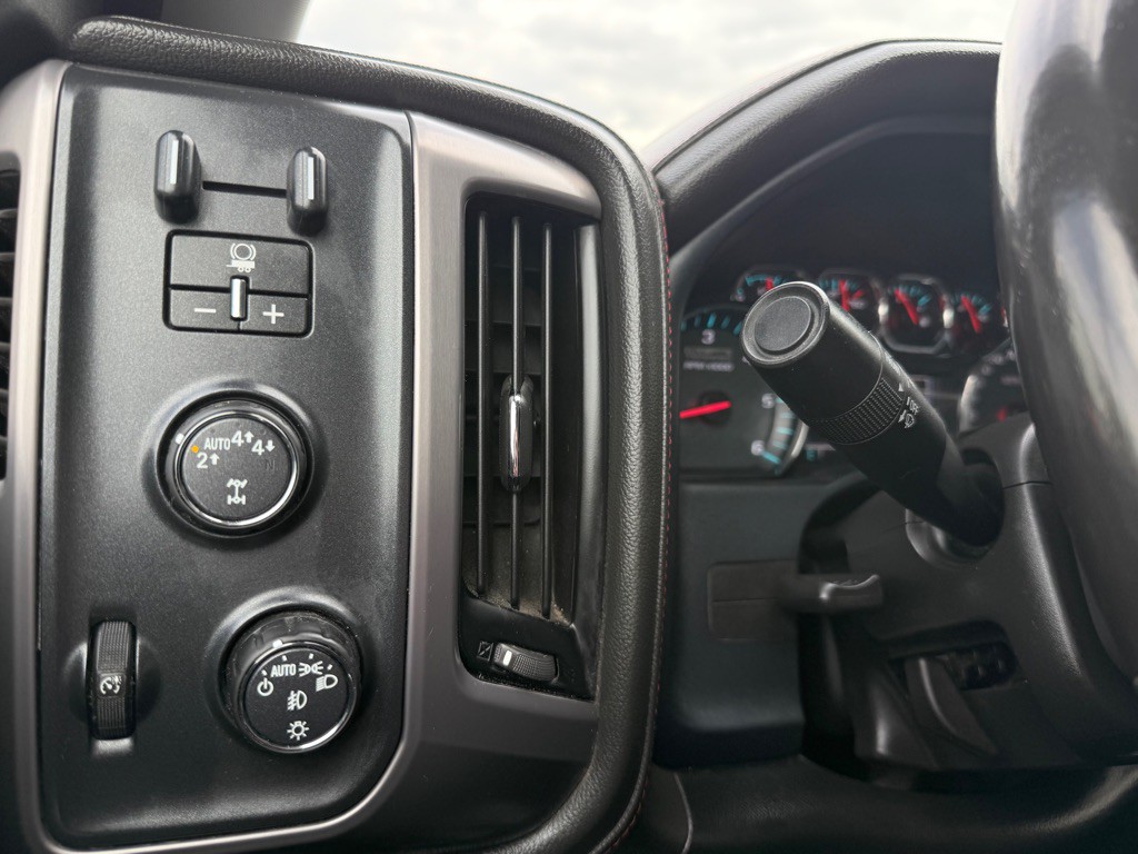 2018 GMC Sierra Image 30