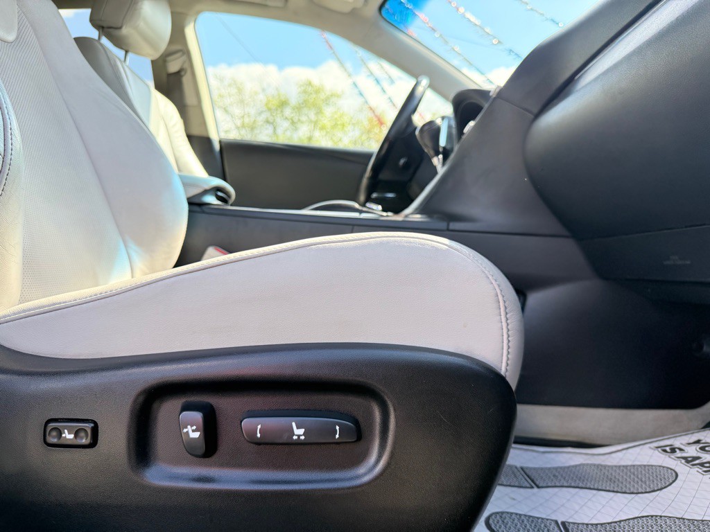 2015 Lexus RX Image 22