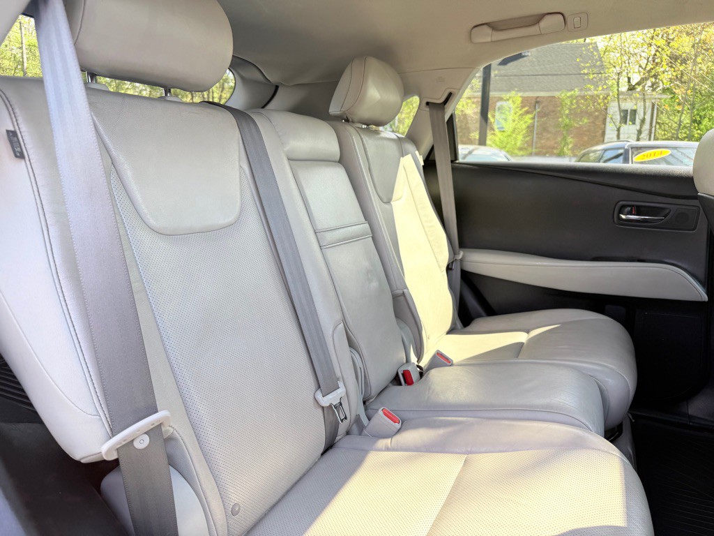 2015 Lexus RX Image 24