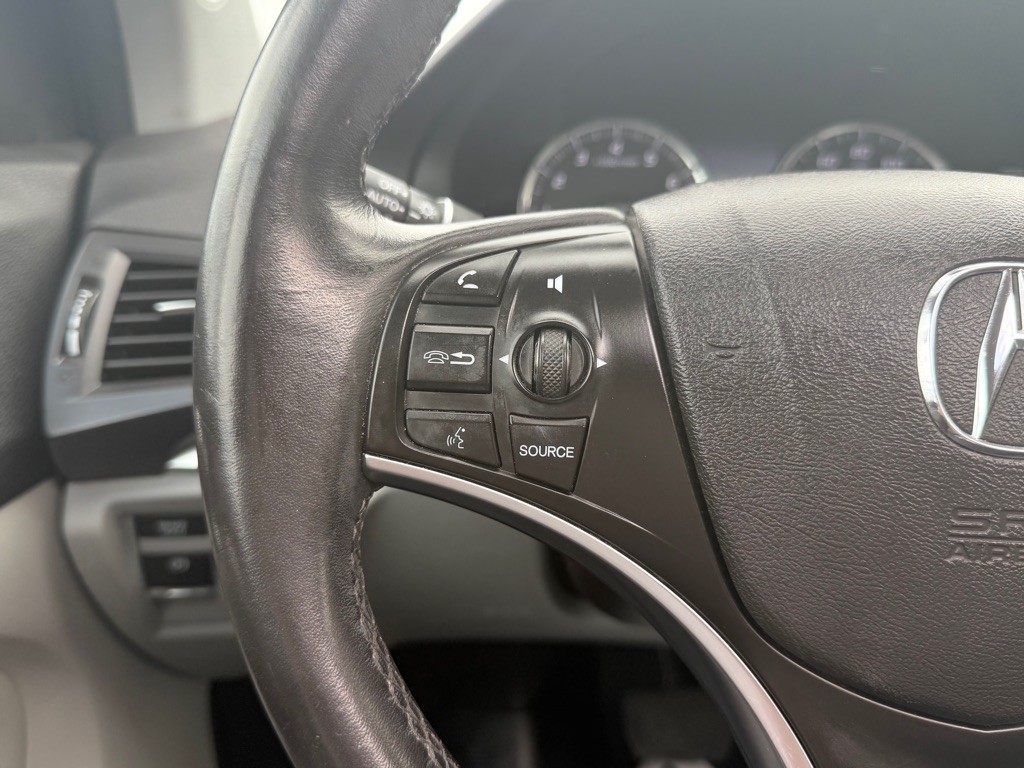 2017 Acura MDX Image 32
