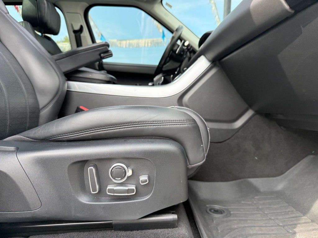 2018 Land Rover Range Rover Sport Image 33