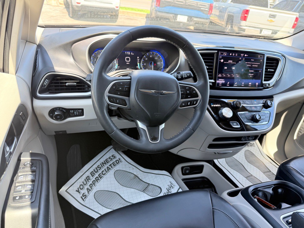 2023 Chrysler Pacifica Image 26