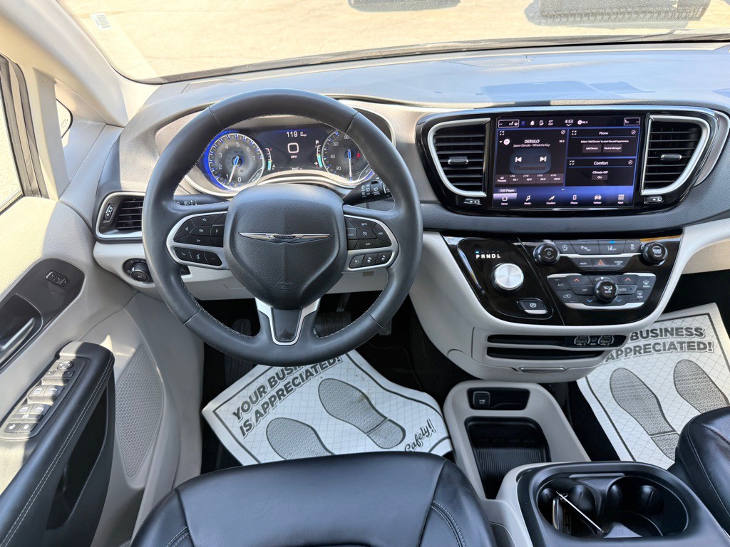 2023 Chrysler Pacifica Image 27