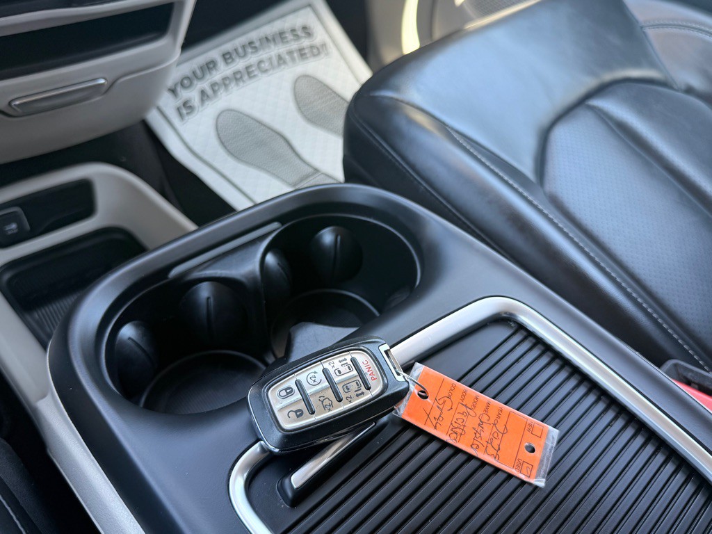 2023 Chrysler Pacifica Image 36
