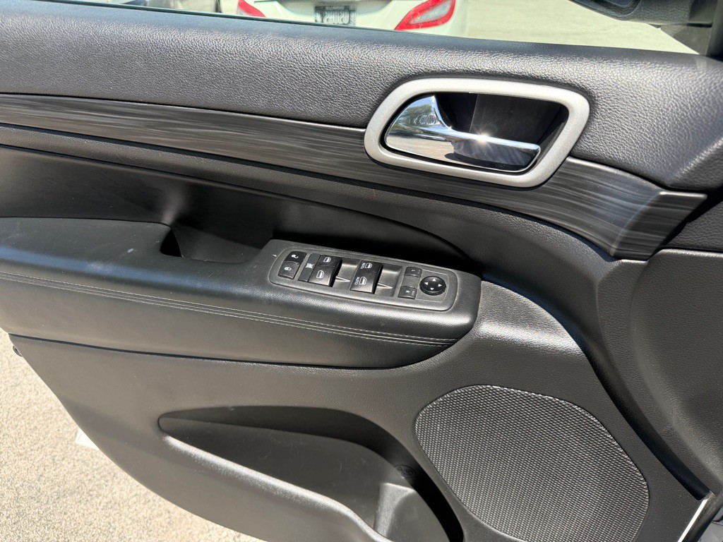 2021 Jeep Grand Cherokee Image 15