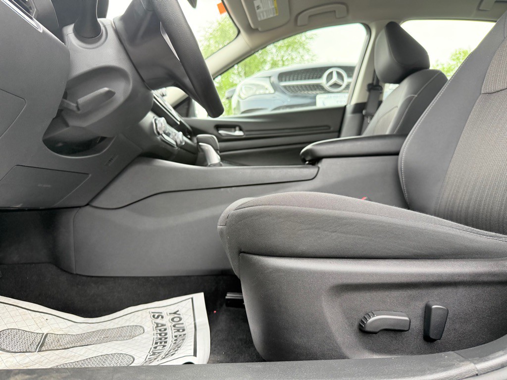 2025 Nissan Sentra Image 14