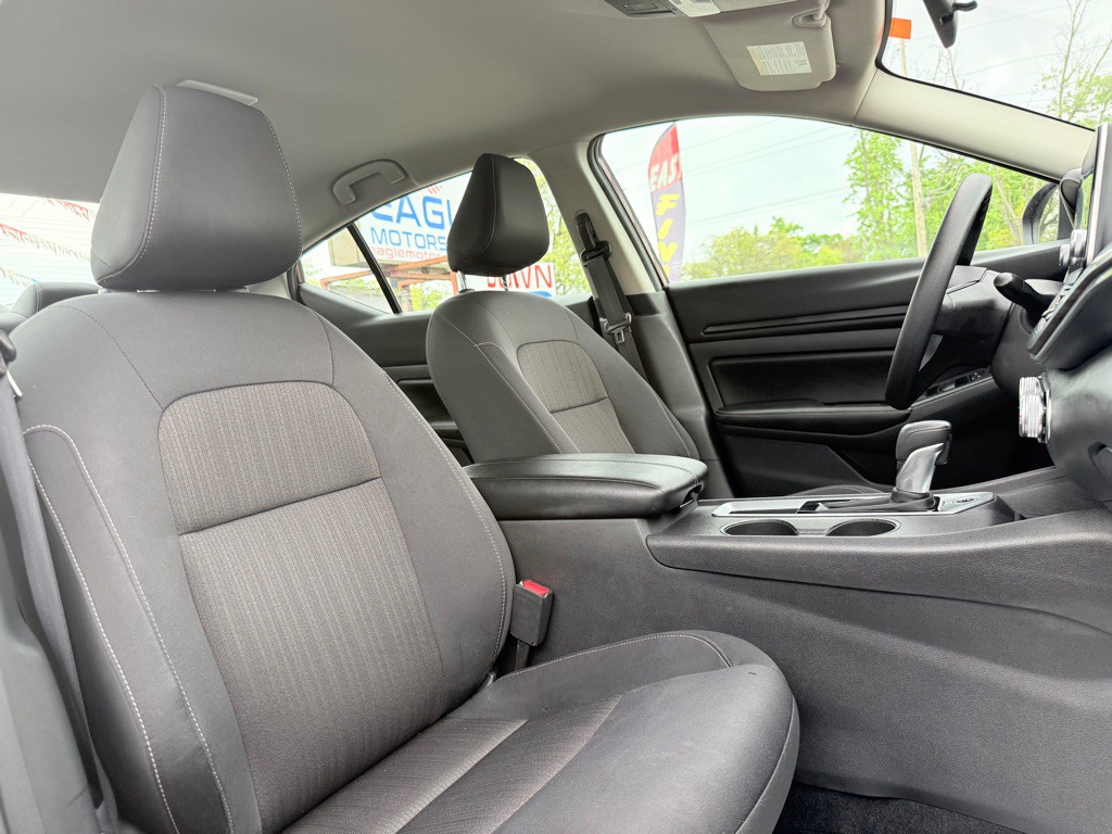 2025 Nissan Sentra Image 19