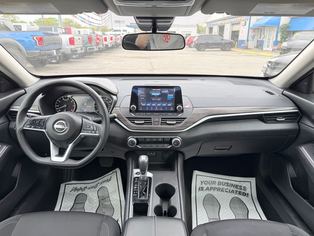 2025 Nissan Sentra Image 20