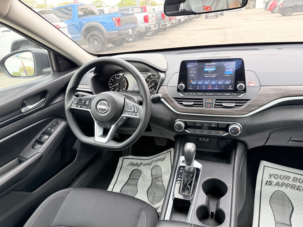 2025 Nissan Sentra Image 23