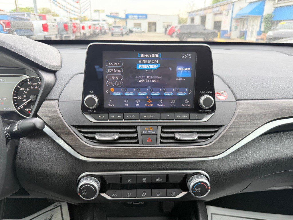 2025 Nissan Sentra Image 30