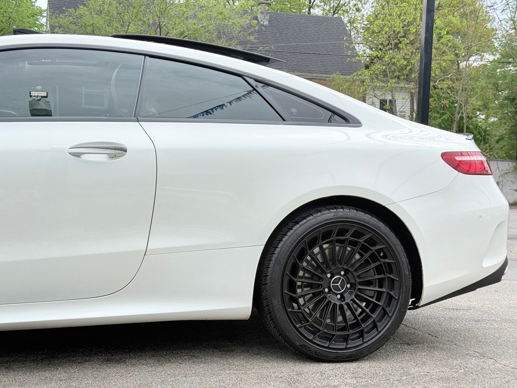 2018 Mercedes-Benz E-Class Image 15
