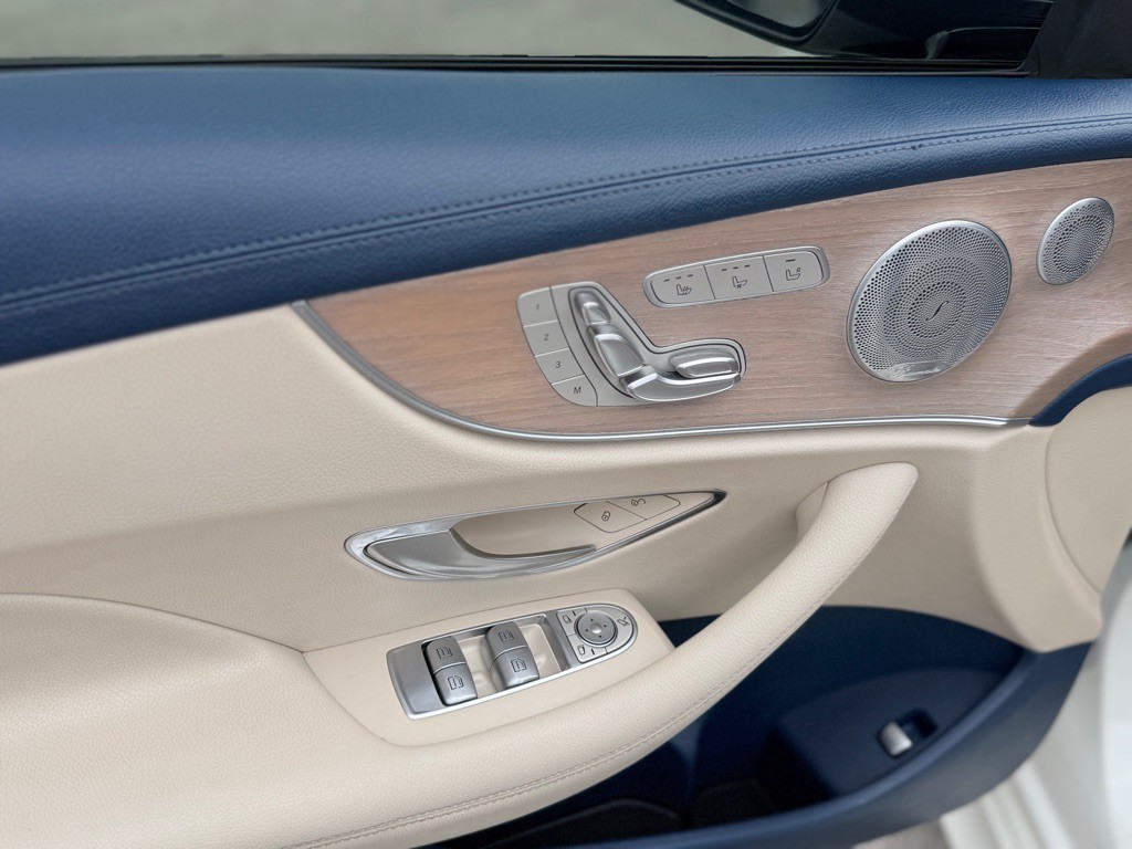 2018 Mercedes-Benz E-Class Image 27