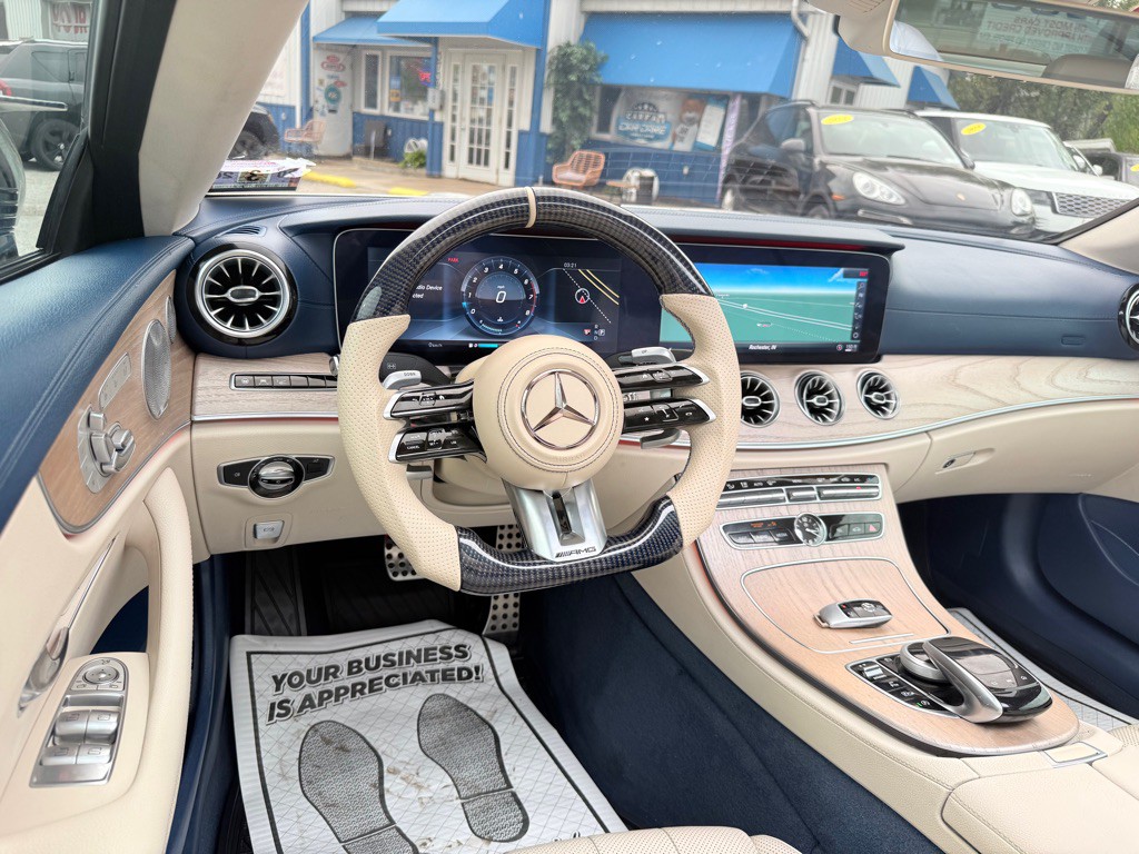 2018 Mercedes-Benz E-Class Image 43