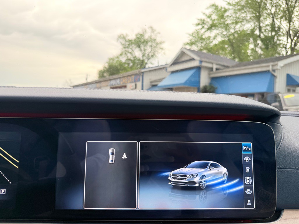 2018 Mercedes-Benz E-Class Image 56