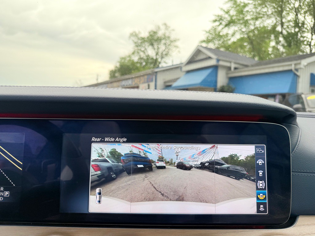 2018 Mercedes-Benz E-Class Image 59