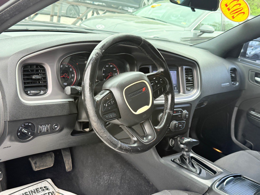 2022 Dodge Charger Image 16
