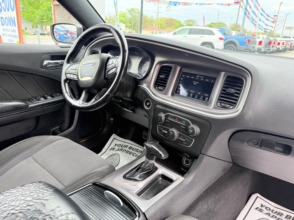 2022 Dodge Charger Image 21