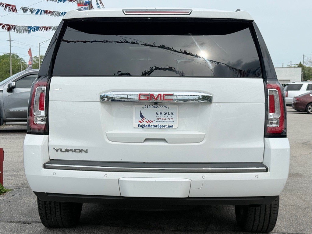 2015 GMC Yukon Image 11