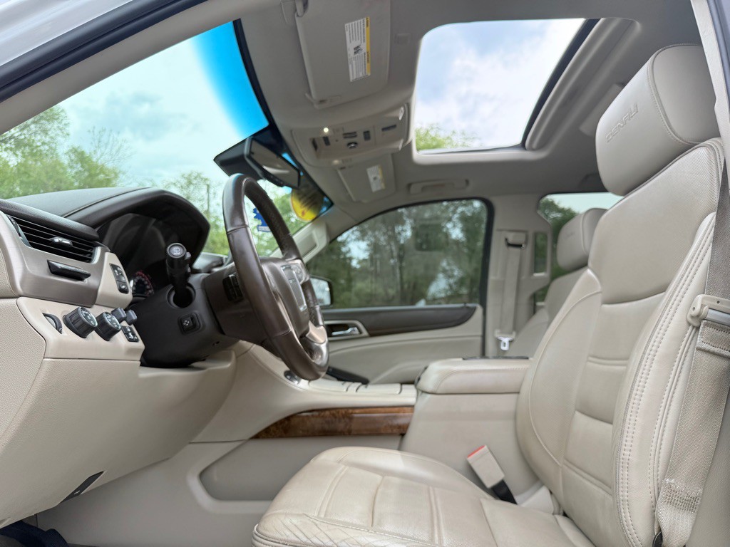 2015 GMC Yukon Image 27