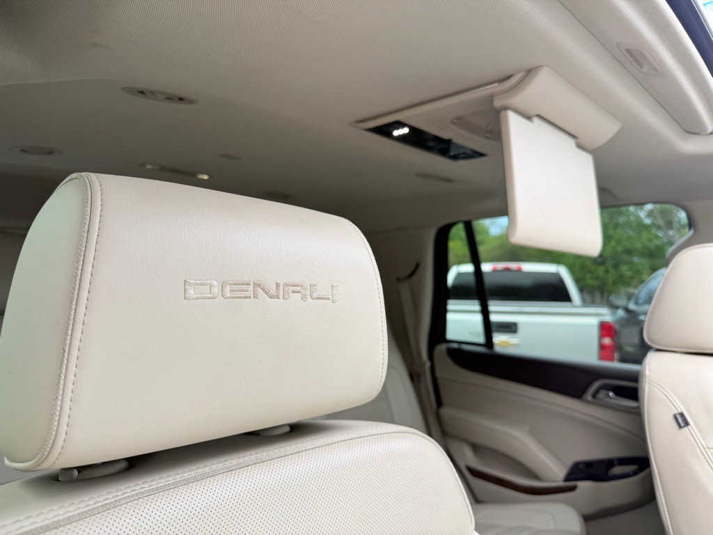 2015 GMC Yukon Image 37