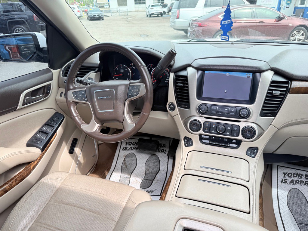 2015 GMC Yukon Image 46