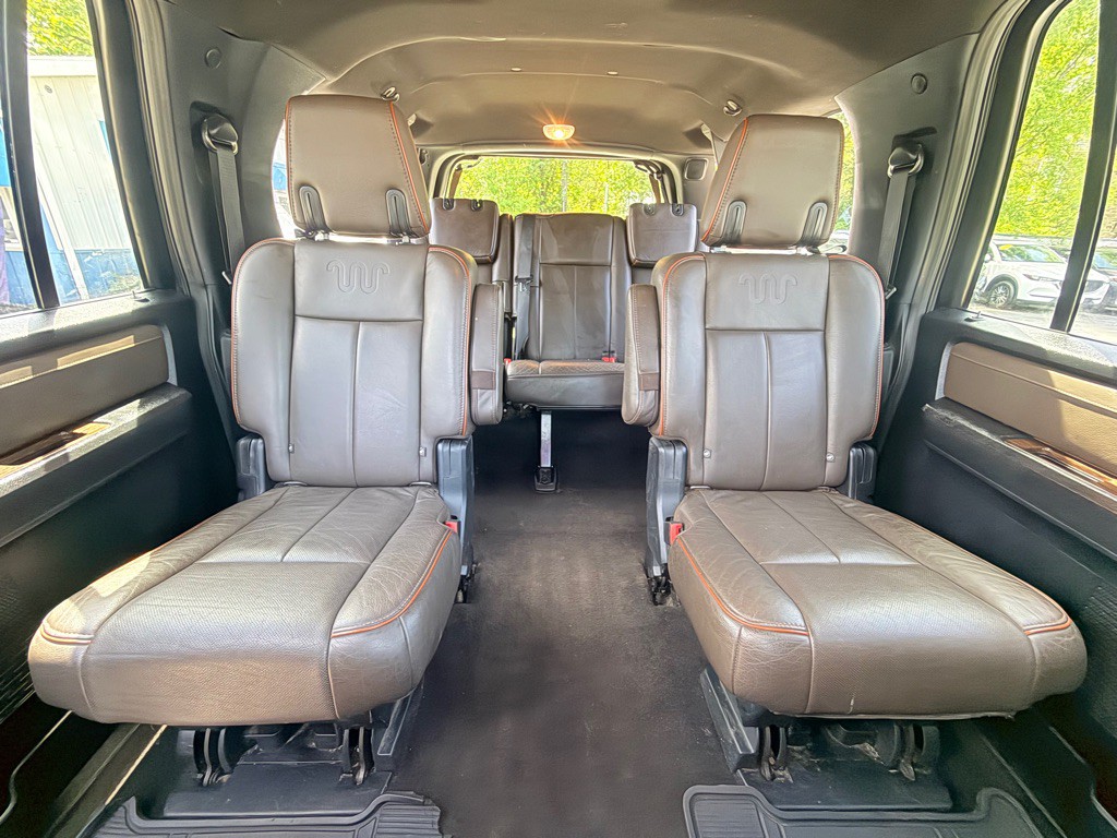 2015 Ford Expedition Image 28