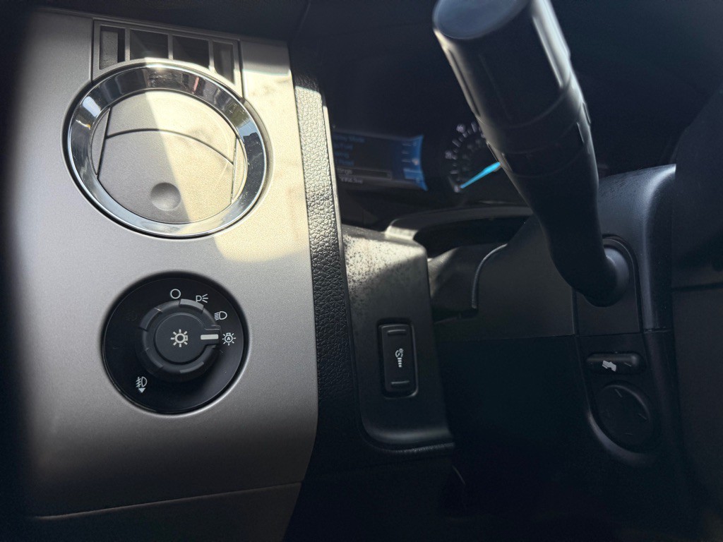 2015 Ford Expedition Image 38