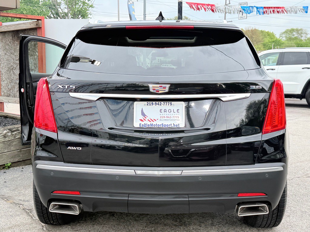 2017 Cadillac XT5 Image 8