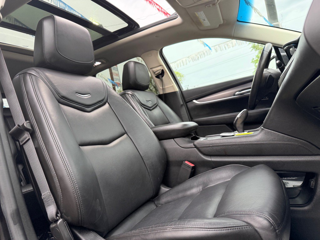 2017 Cadillac XT5 Image 29