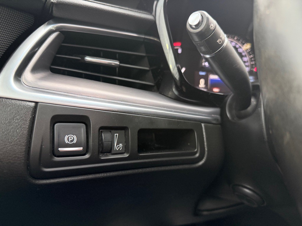 2017 Cadillac XT5 Image 36