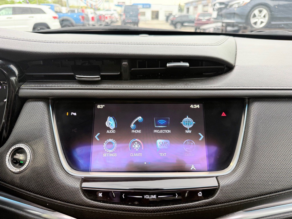 2017 Cadillac XT5 Image 41
