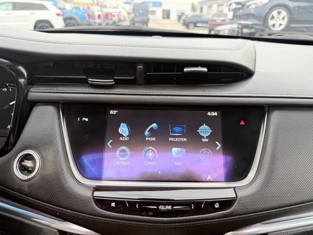2017 Cadillac XT5 Image 43
