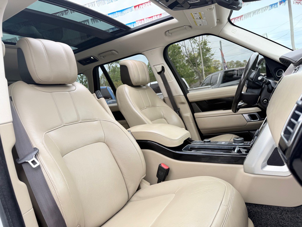 2019 Land Rover Range Rover Image 23