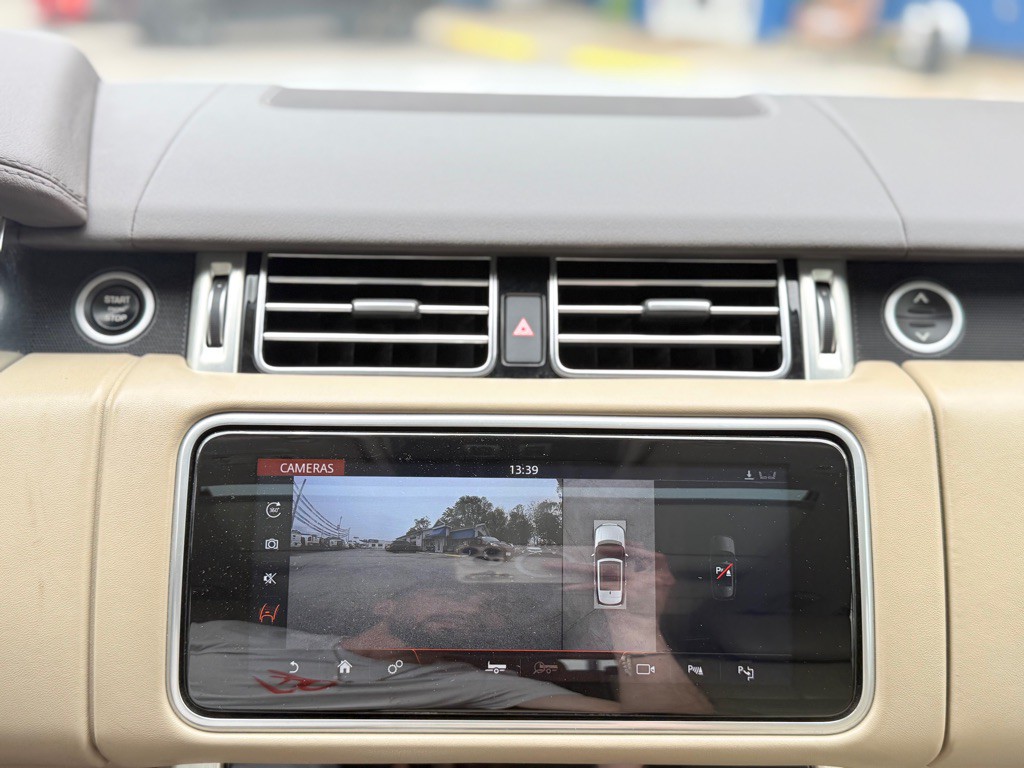 2019 Land Rover Range Rover Image 36