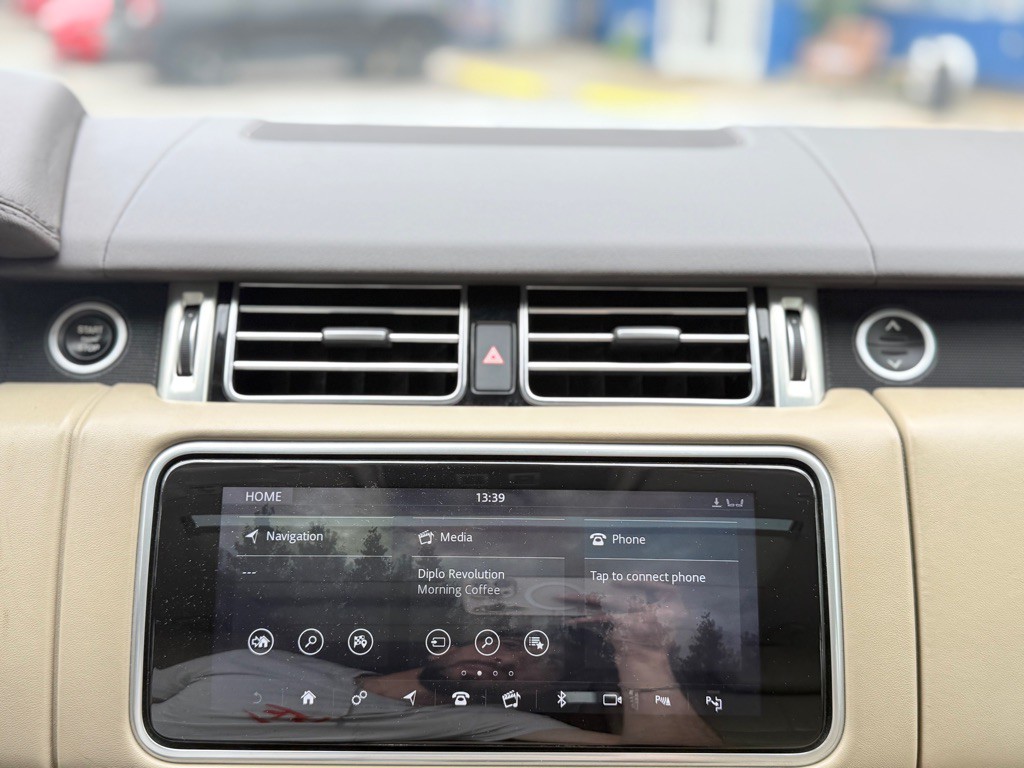 2019 Land Rover Range Rover Image 37