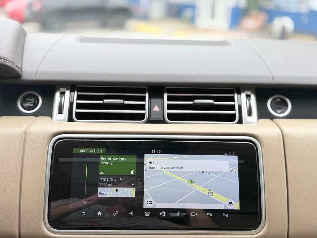 2019 Land Rover Range Rover Image 38